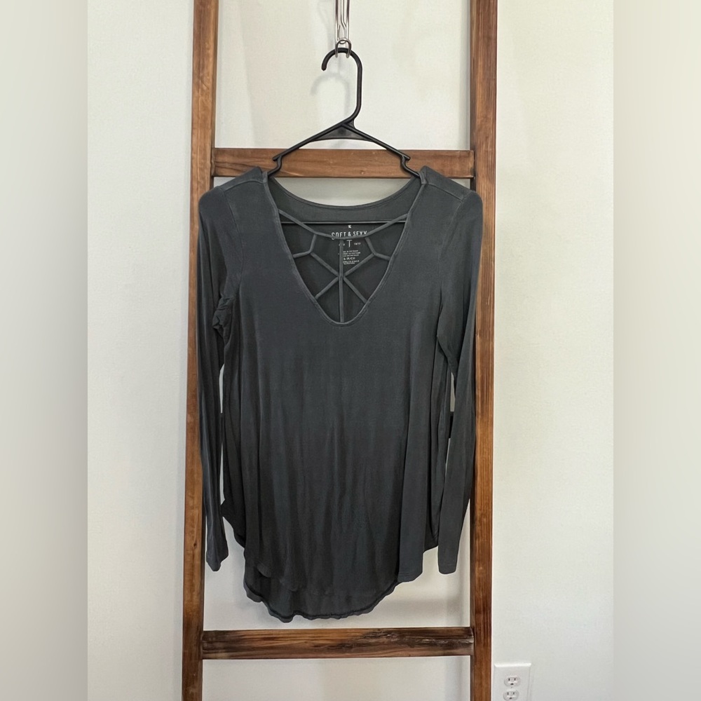 American Eagle long sleeve